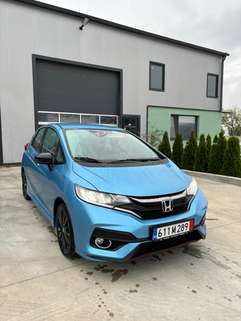 Honda Jazz 1.5 i-VTEC Dynamic SPORT FACELIFT, снимка 1 - Автомобили и джипове - 47279366