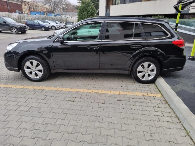 Subaru Outback, снимка 3 - Автомобили и джипове - 47648893