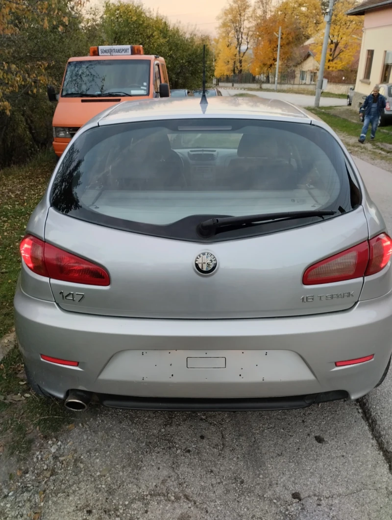 Alfa Romeo 147 1.6.бензин.фейс, снимка 3 - Автомобили и джипове - 47932318