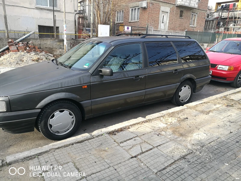 VW Passat, снимка 5 - Автомобили и джипове - 48459465