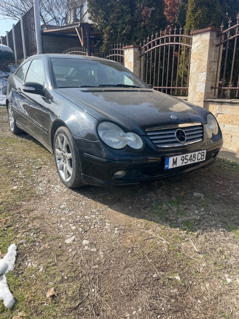 Mercedes-Benz C 200 Регистриран, снимка 11 - Автомобили и джипове - 49230357