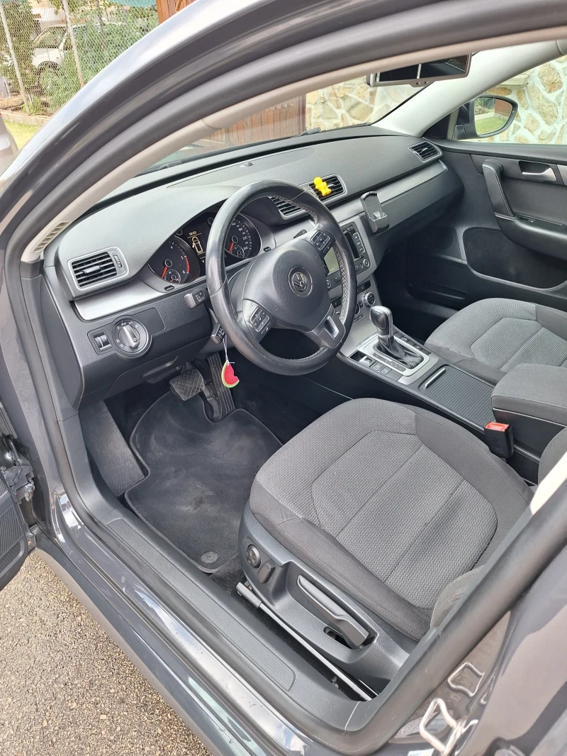 VW Passat 2.0TDI, снимка 7 - Автомобили и джипове - 52411816
