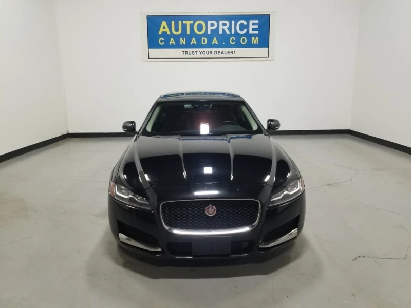 Jaguar Xf * 20d Prestige NAVIGATION| LEATHER| PANOROOF * CAR, снимка 2 - Автомобили и джипове - 52924261