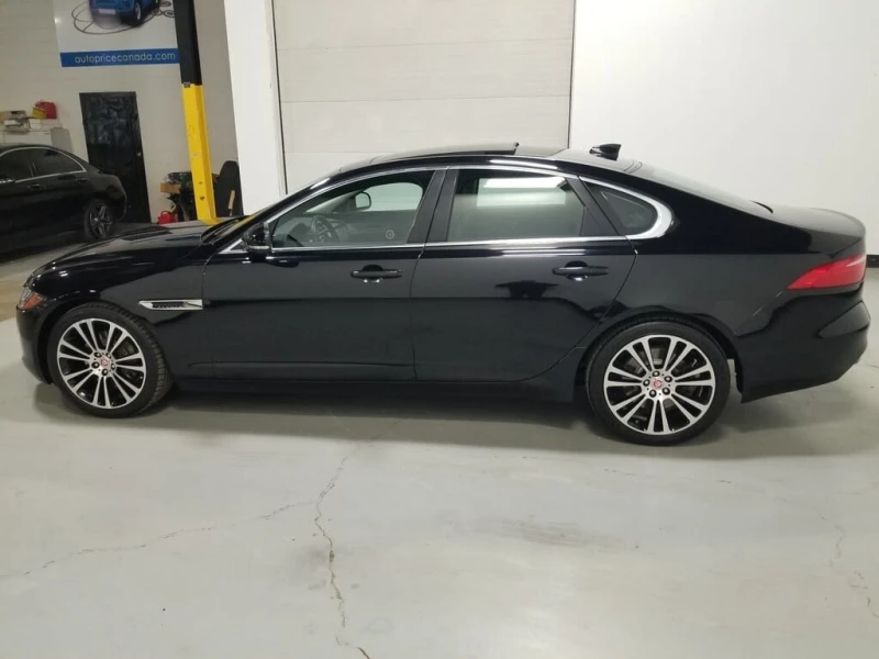 Jaguar Xf * 20d Prestige NAVIGATION| LEATHER| PANOROOF * CAR, снимка 4 - Автомобили и джипове - 52924261