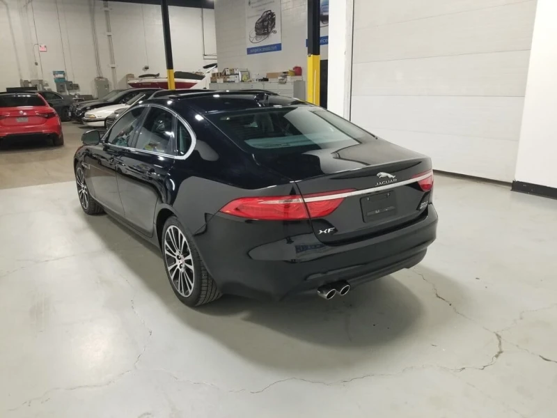 Jaguar Xf * 20d Prestige NAVIGATION| LEATHER| PANOROOF * CAR, снимка 5 - Автомобили и джипове - 52924261