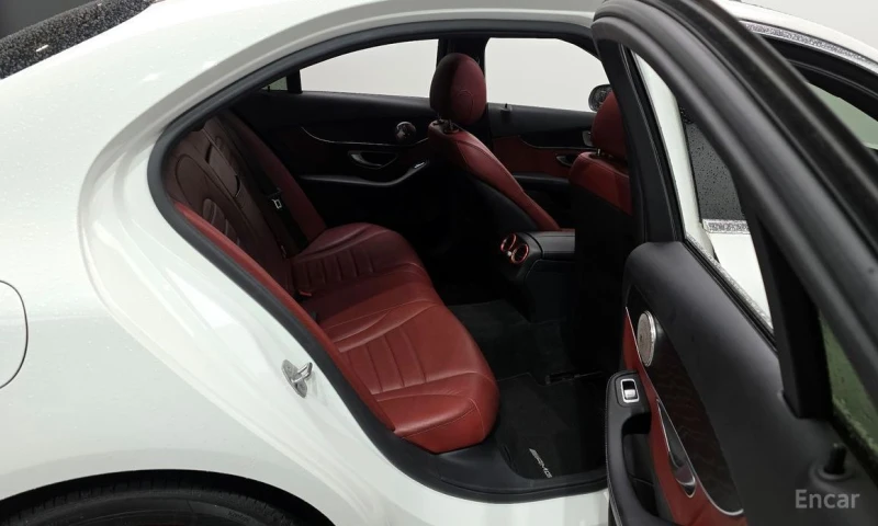 Mercedes-Benz C 200, снимка 12 - Автомобили и джипове - 52942682