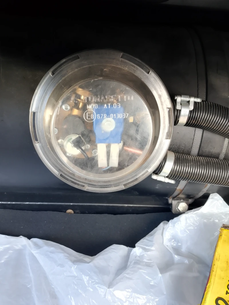 Mercedes-Benz C 200 KOMPRESOR, снимка 11 - Автомобили и джипове - 52947672