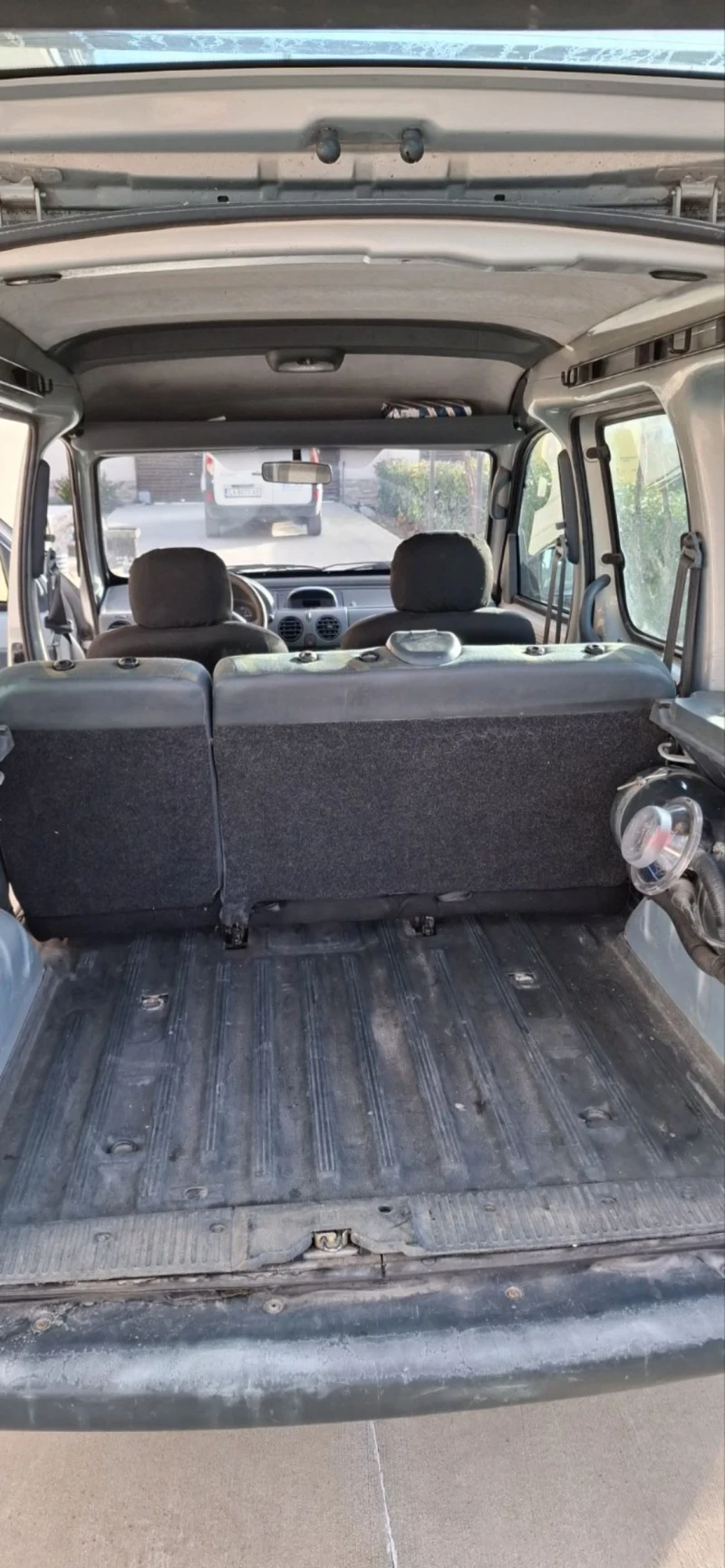 Renault Kangoo 1.4 ГАЗ* - Пътническо, снимка 6 - Автомобили и джипове - 53165506