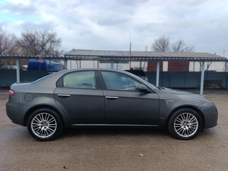 Alfa Romeo 159 1.9JTDm, снимка 4 - Автомобили и джипове - 53229672