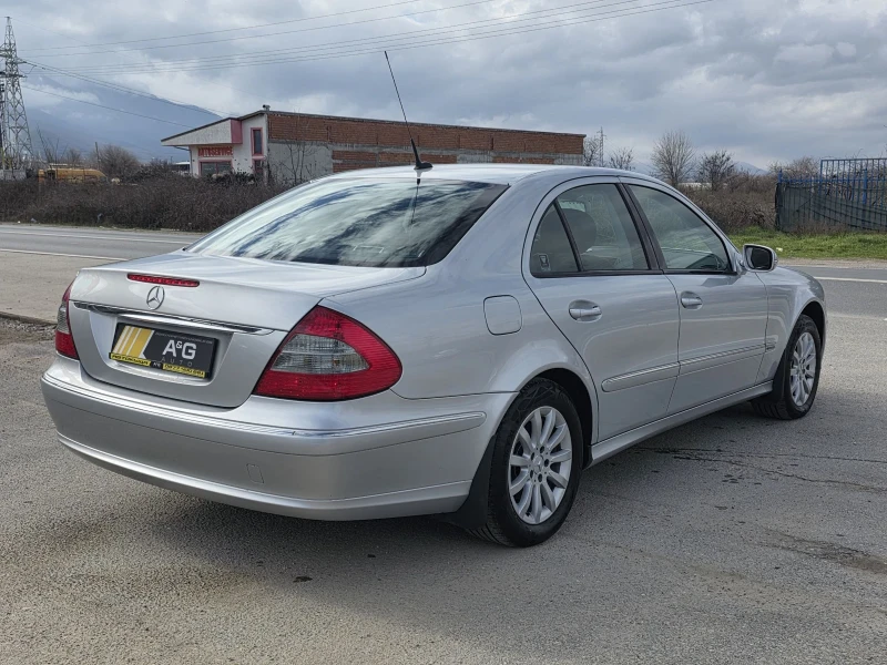 Mercedes-Benz E 320 4MATIC 320CDI V6, снимка 4 - Автомобили и джипове - 53449476