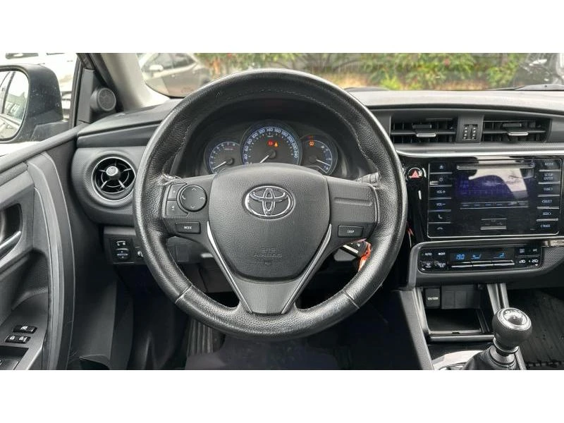 Toyota Auris 1.3P COMFORT - изображение 9
