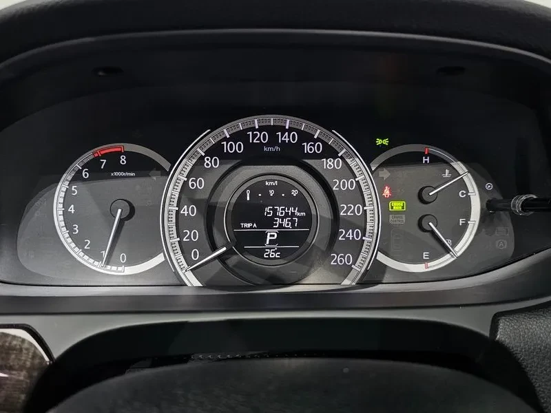 Honda Accord 2.4 9Th Generation, снимка 16 - Автомобили и джипове - 55920601