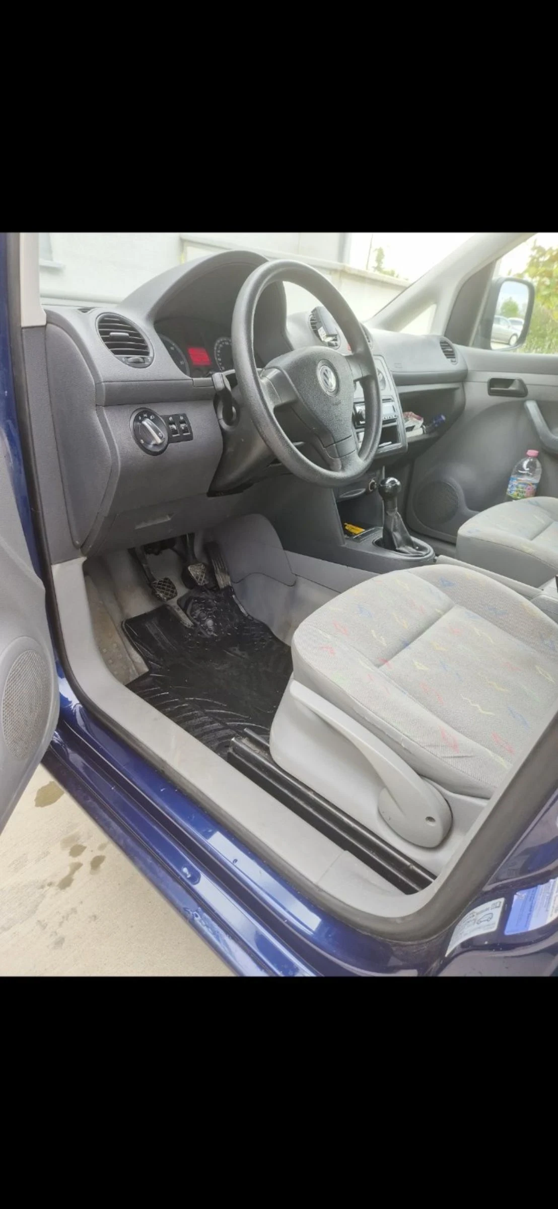 VW Caddy 1.9  - изображение 9