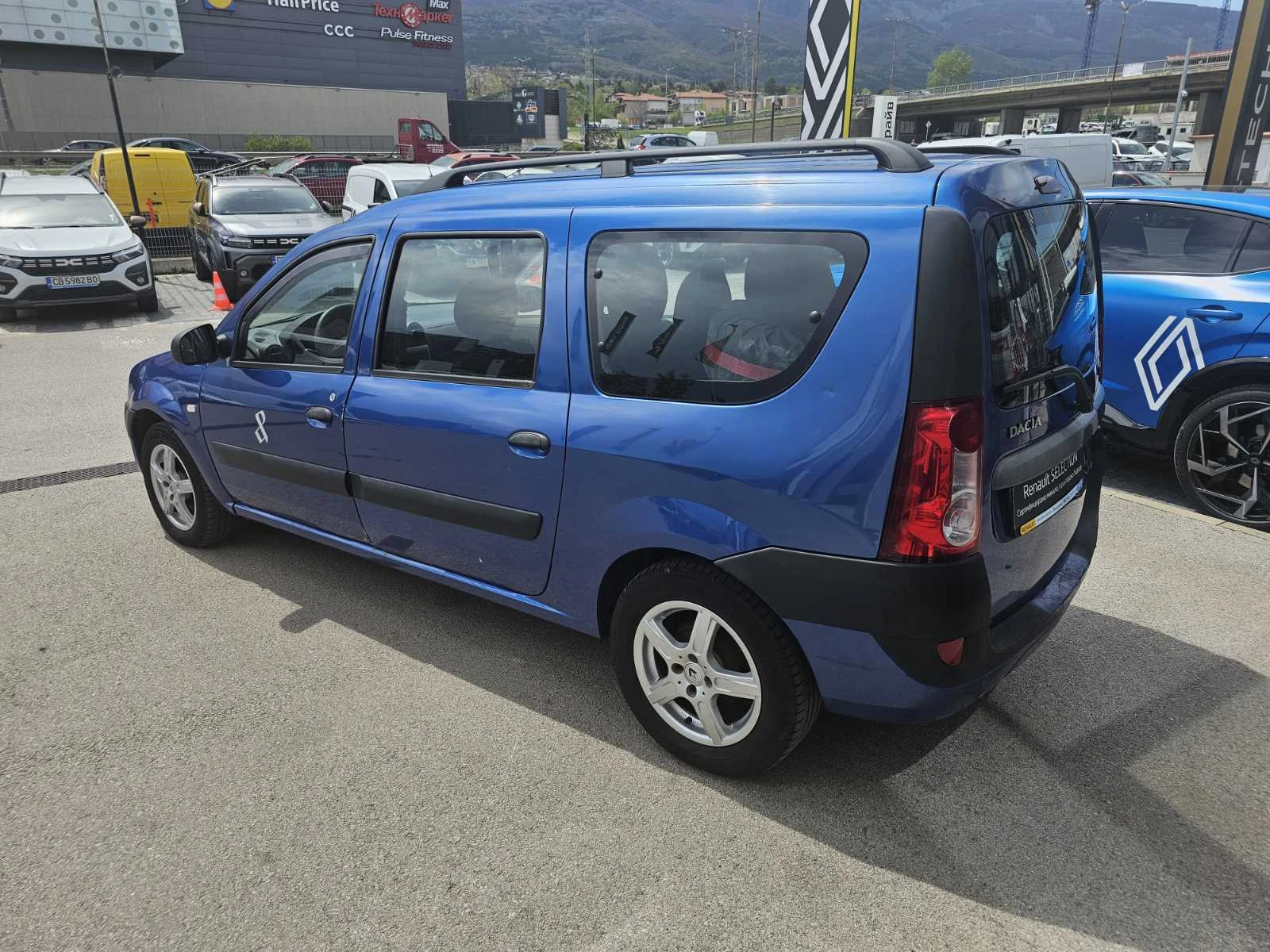 Dacia Logan 1.5 70 к.с. дизел - изображение 4