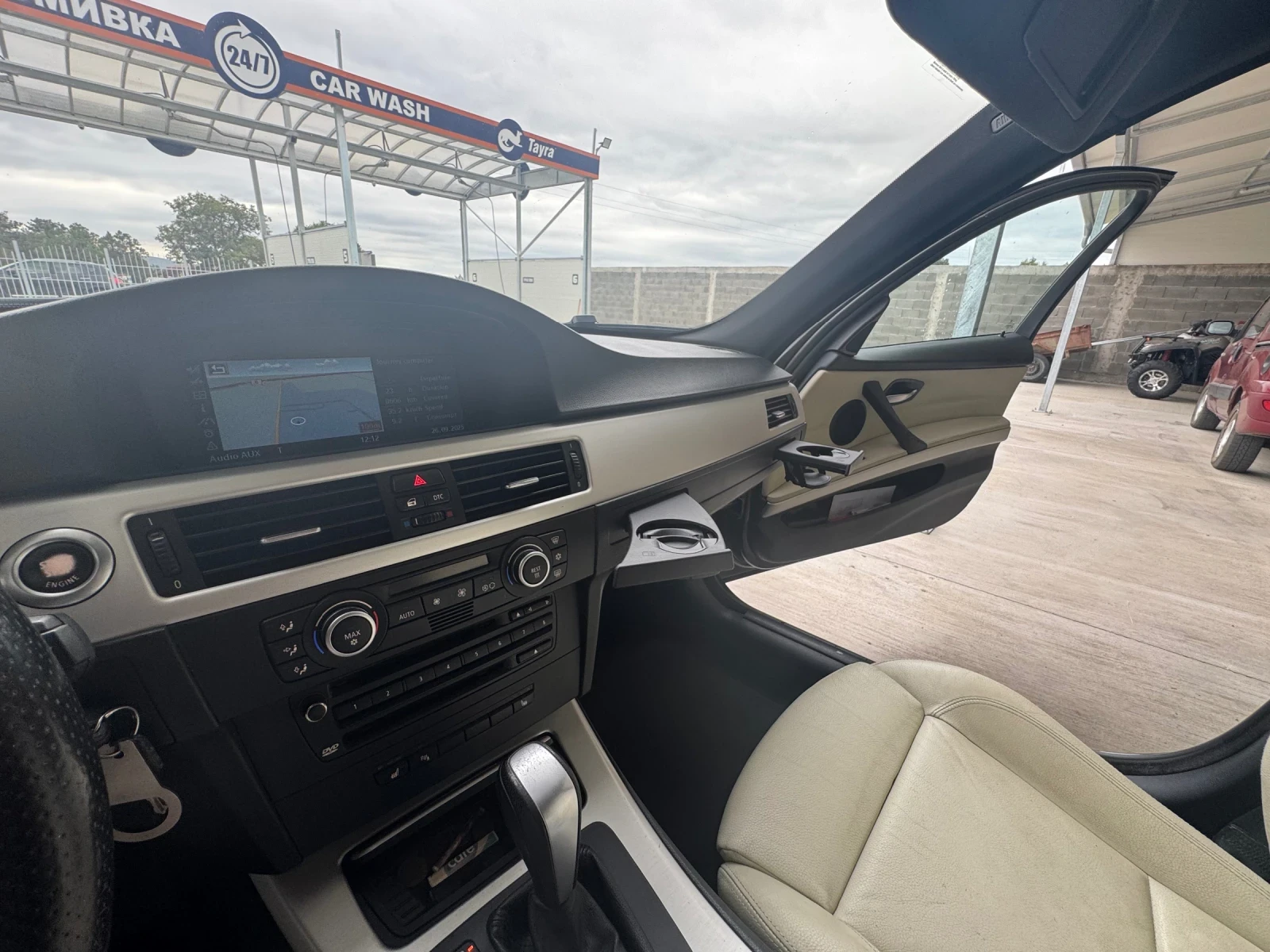 BMW 335   | Mobile.bg   11