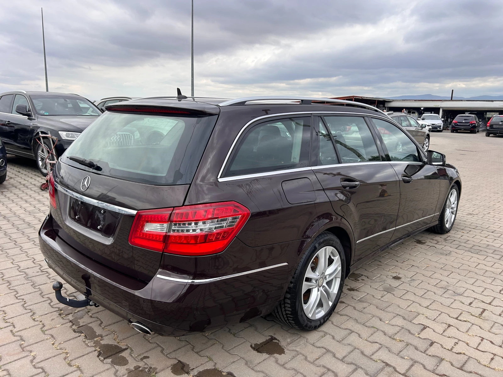 Mercedes-Benz E 350 CDI AVTOMAT/NAVI/KOJA/KAMERA EURO 4 - изображение 6
