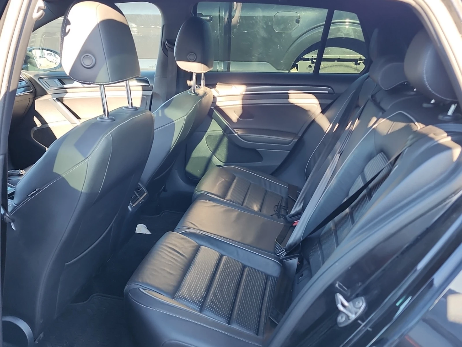 VW Golf * R* CARFAX *    | Mobile.bg   10