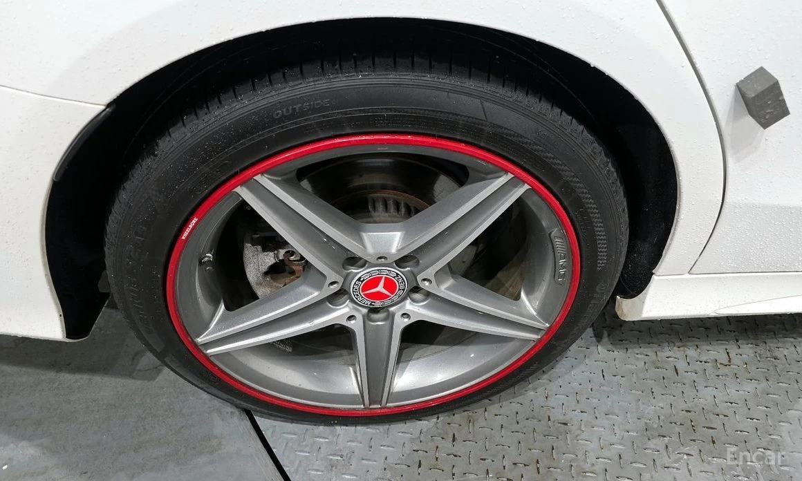 Mercedes-Benz C 200  - изображение 5