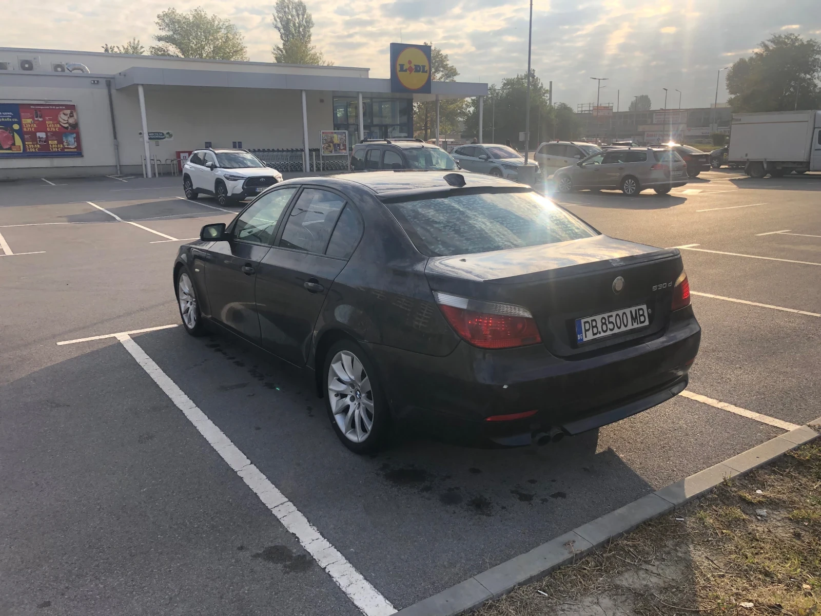 BMW 530 D 218HP СЕДАН АВТОМАТ РЕГИСТРИРАНА ТОП ЦЕНА  - изображение 3