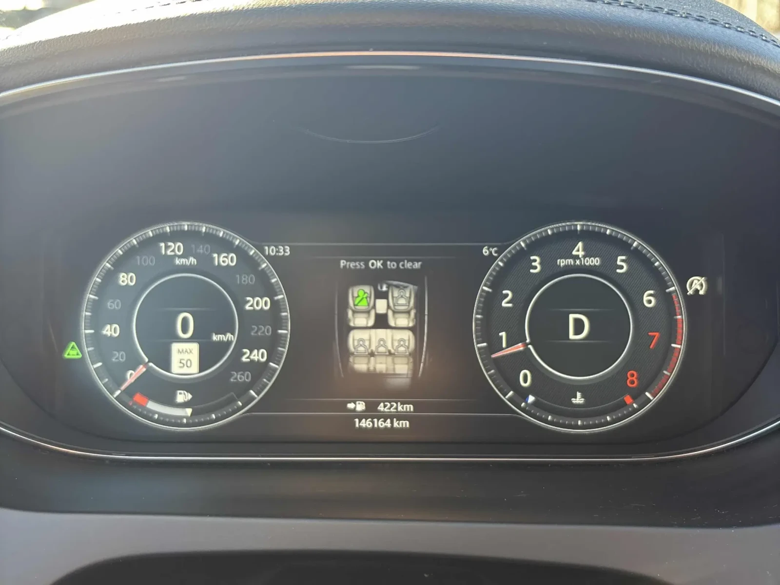 Jaguar E-pace SE AWD  - изображение 8