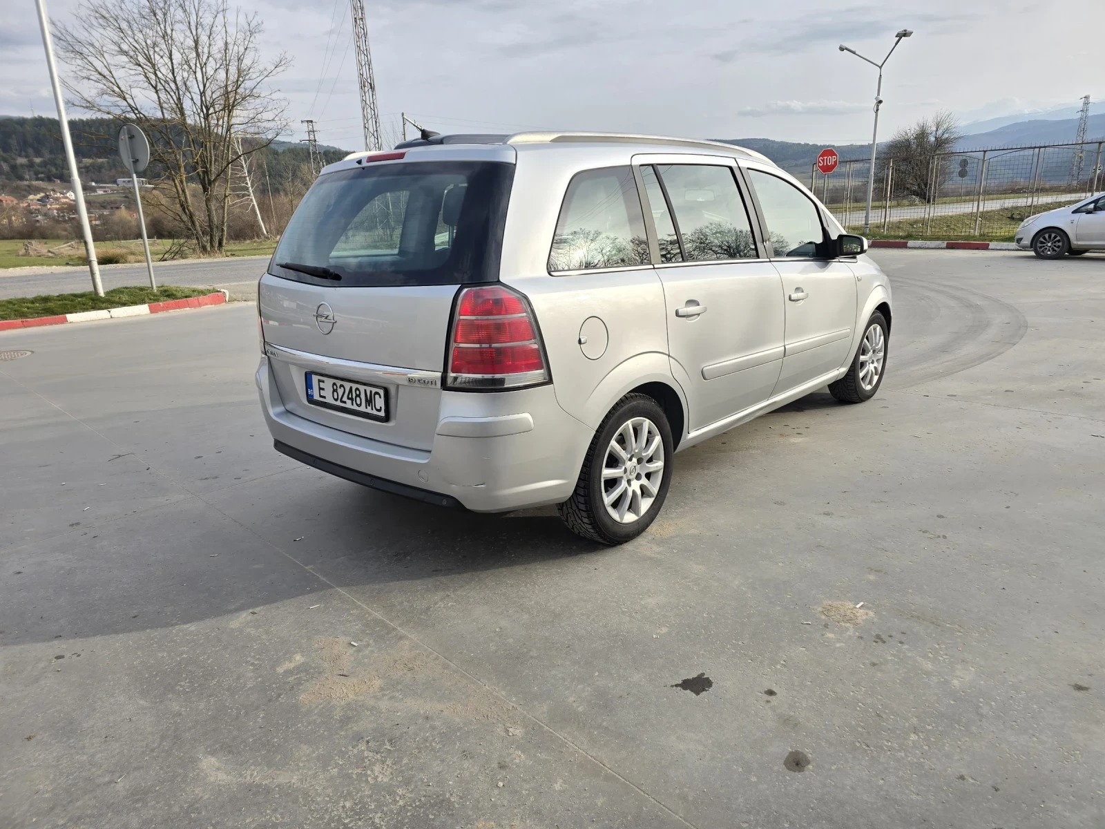 Opel Zafira 1.9 cdti - изображение 4