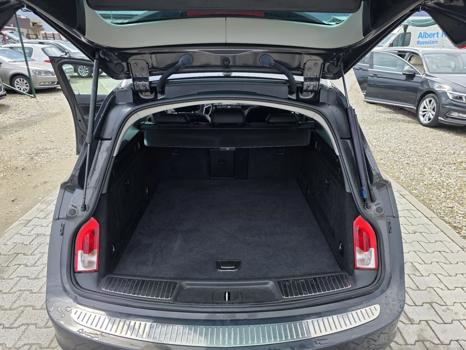 Opel Insignia 2.0CDTI COSMO NAVI Лизинг, снимка 15 - Автомобили и джипове - 54004573