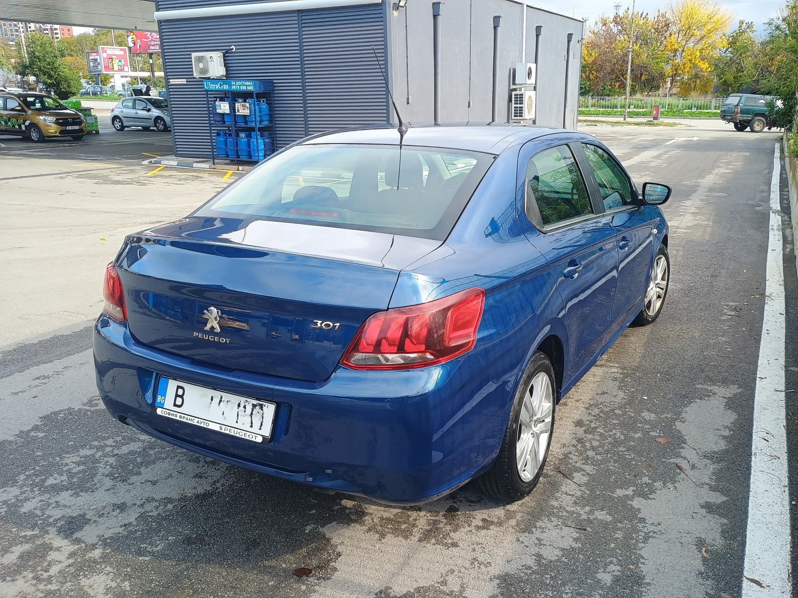 Peugeot 301 Allure, снимка 5 - Автомобили и джипове - 54139158