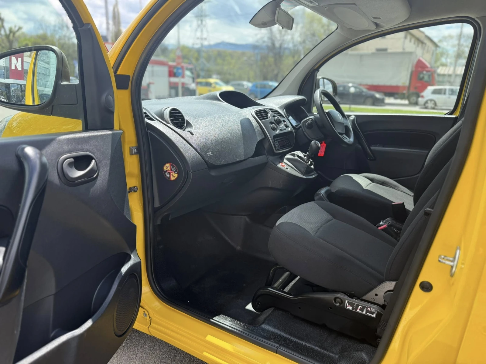 Renault Kangoo Renault Kangoo 1.5 dCi 115hp | SWISS POST | 88, 00 | Mobile.bg � ����������� 12