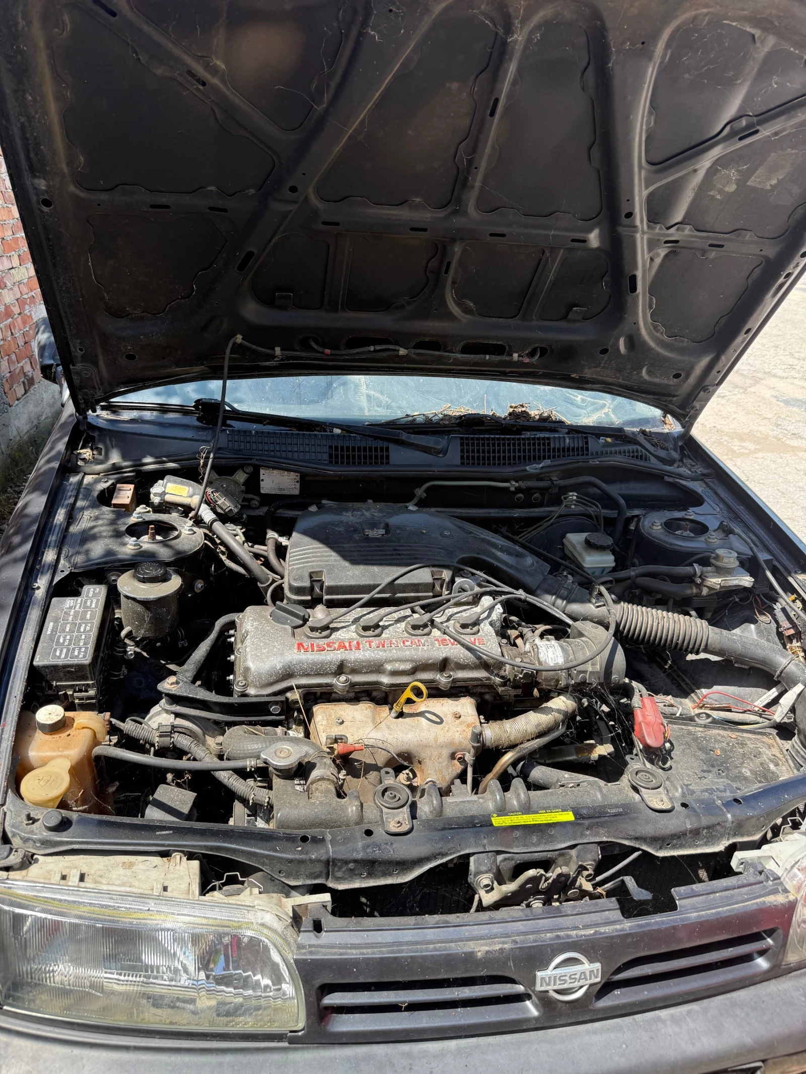 Nissan Primera 1.6 16v, снимка 4 - Автомобили и джипове - 54759166