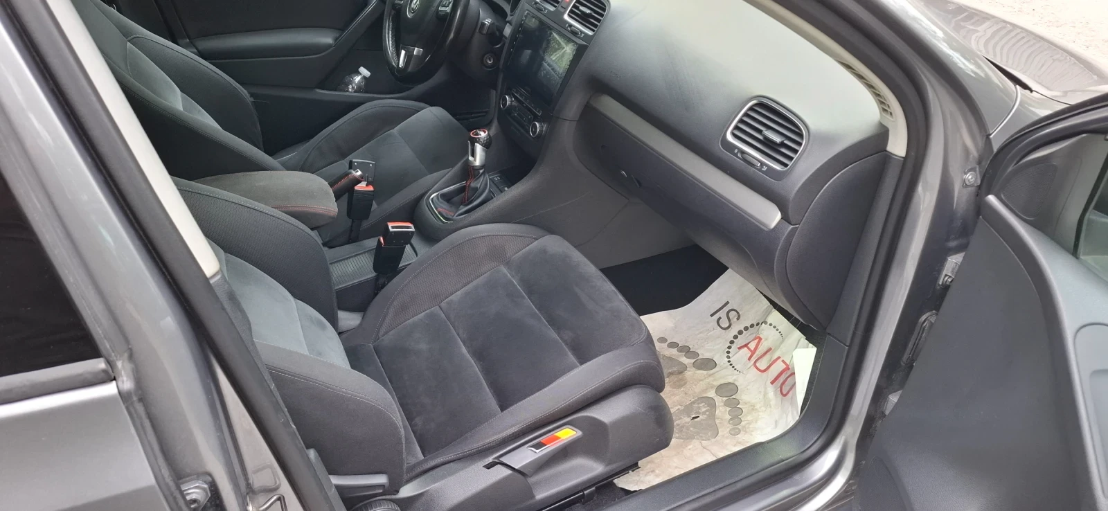 VW Golf 1.6, снимка 9 - Автомобили и джипове - 54947505