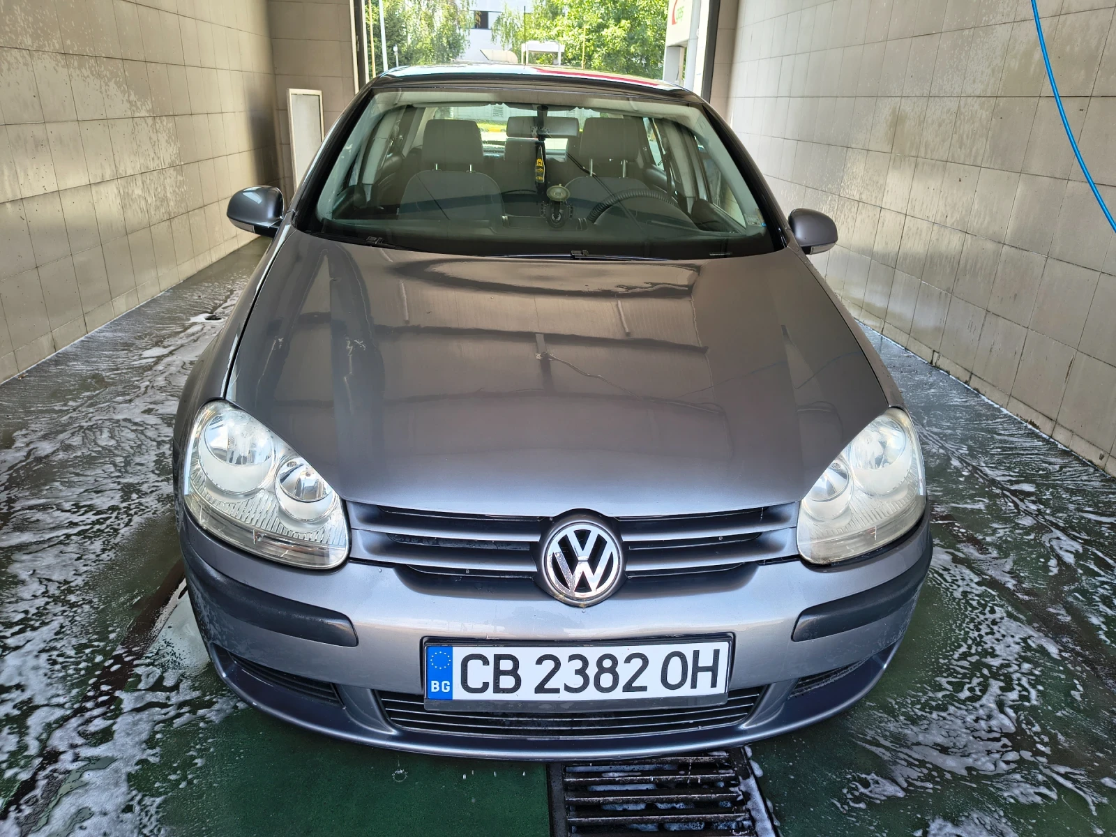 VW Golf 1.9 Tdi, снимка 14 - Автомобили и джипове - 55150592