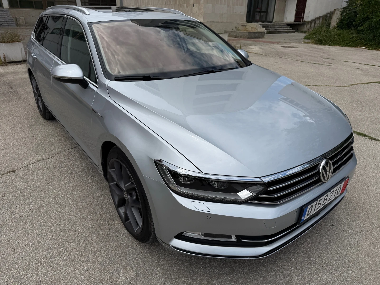 VW Passat 2.0TDI / DSG / 4 MOTION, снимка 6 - Автомобили и джипове - 55675291