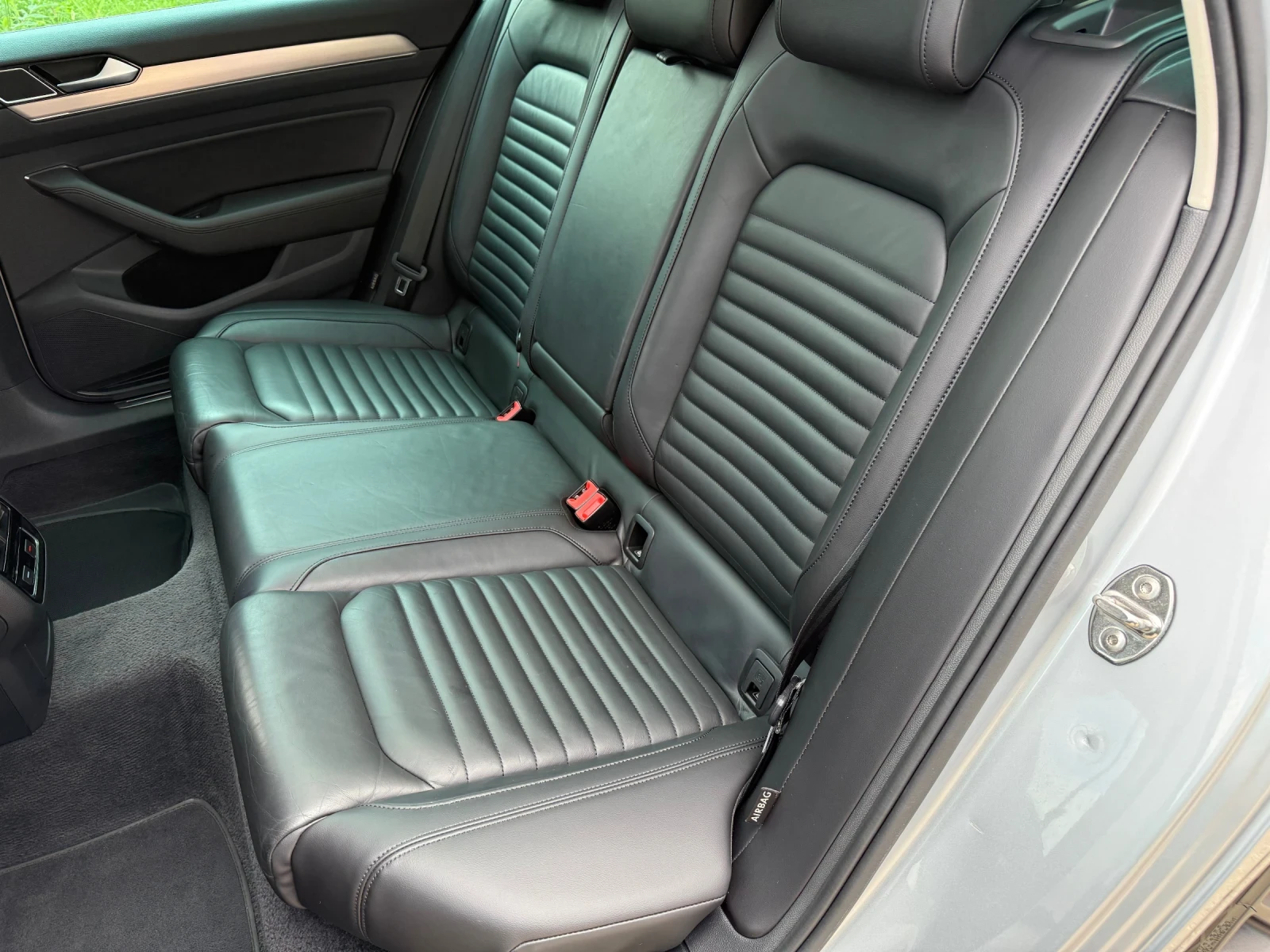 VW Passat 2.0TDI / DSG / 4 MOTION, снимка 11 - Автомобили и джипове - 55675291