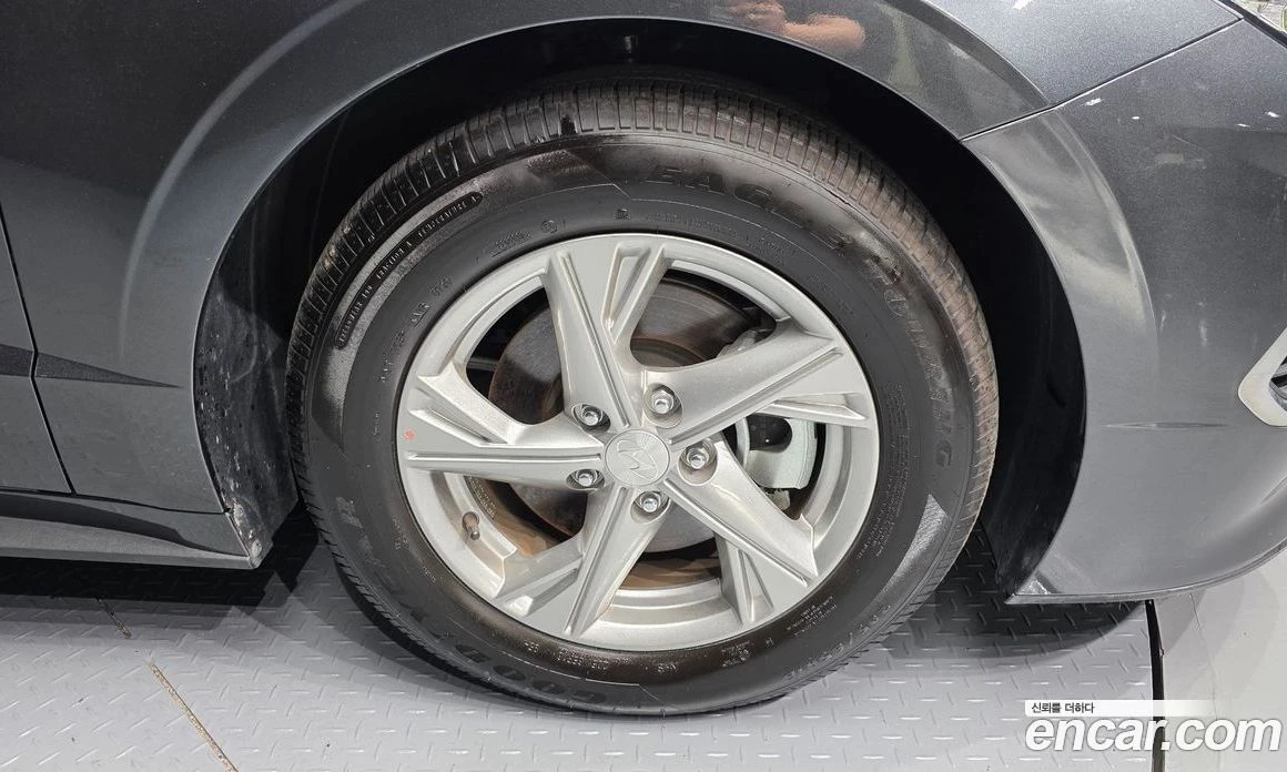 Hyundai Sonata 2.0 Premium, снимка 7 - Автомобили и джипове - 55676661