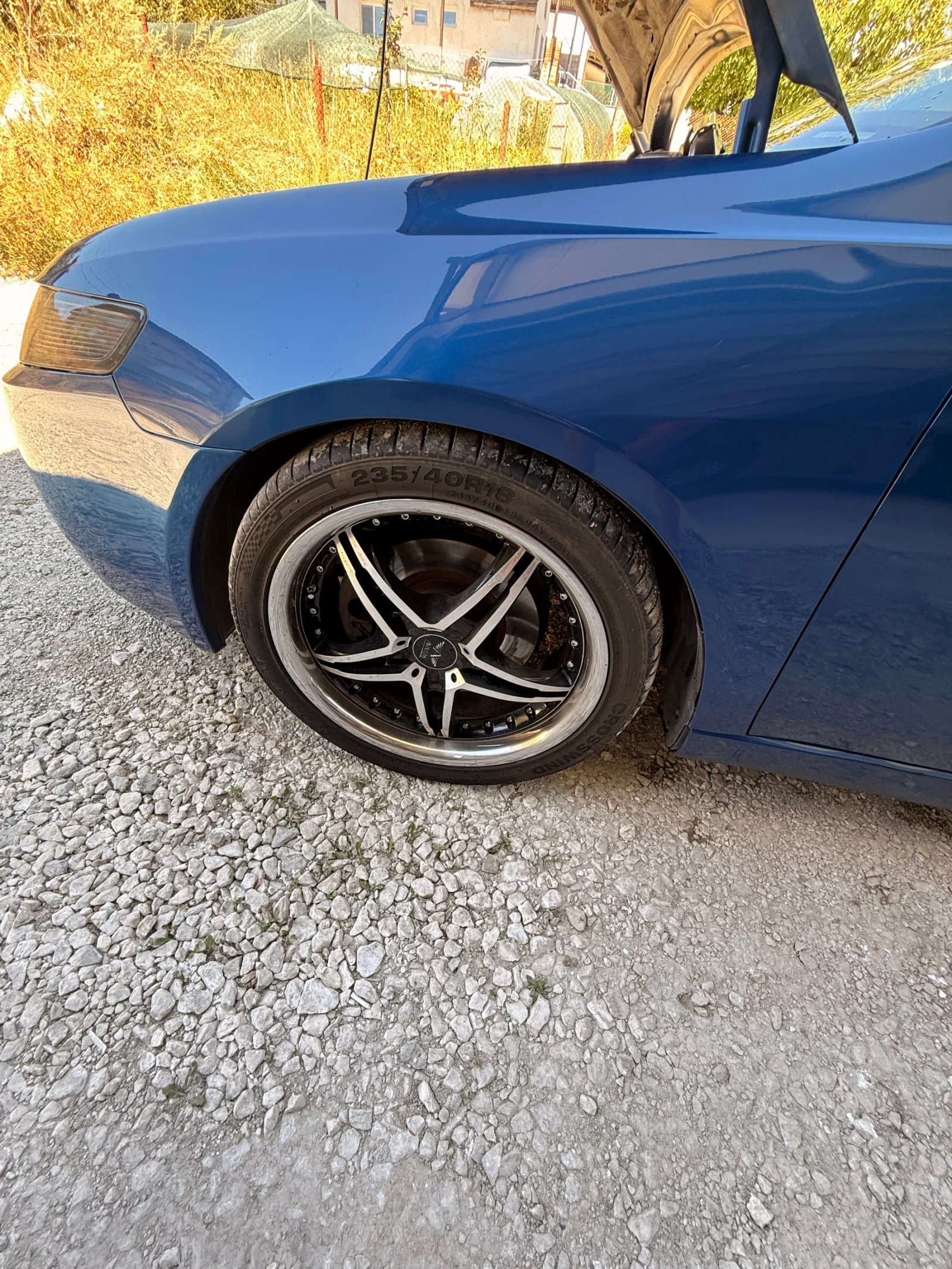 Honda Accord Швейцария 2.4 газ-бензин, снимка 14 - Автомобили и джипове - 56006874
