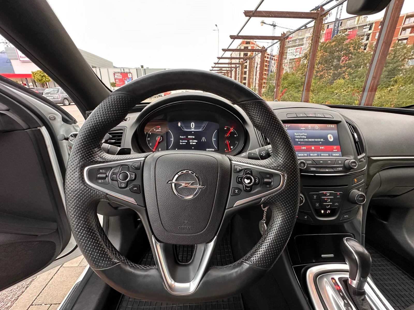 Opel Insignia 2.0 CDTI 170к.с. 2015г. автоматик дизел facelift , снимка 11 - Автомобили и джипове - 56088468