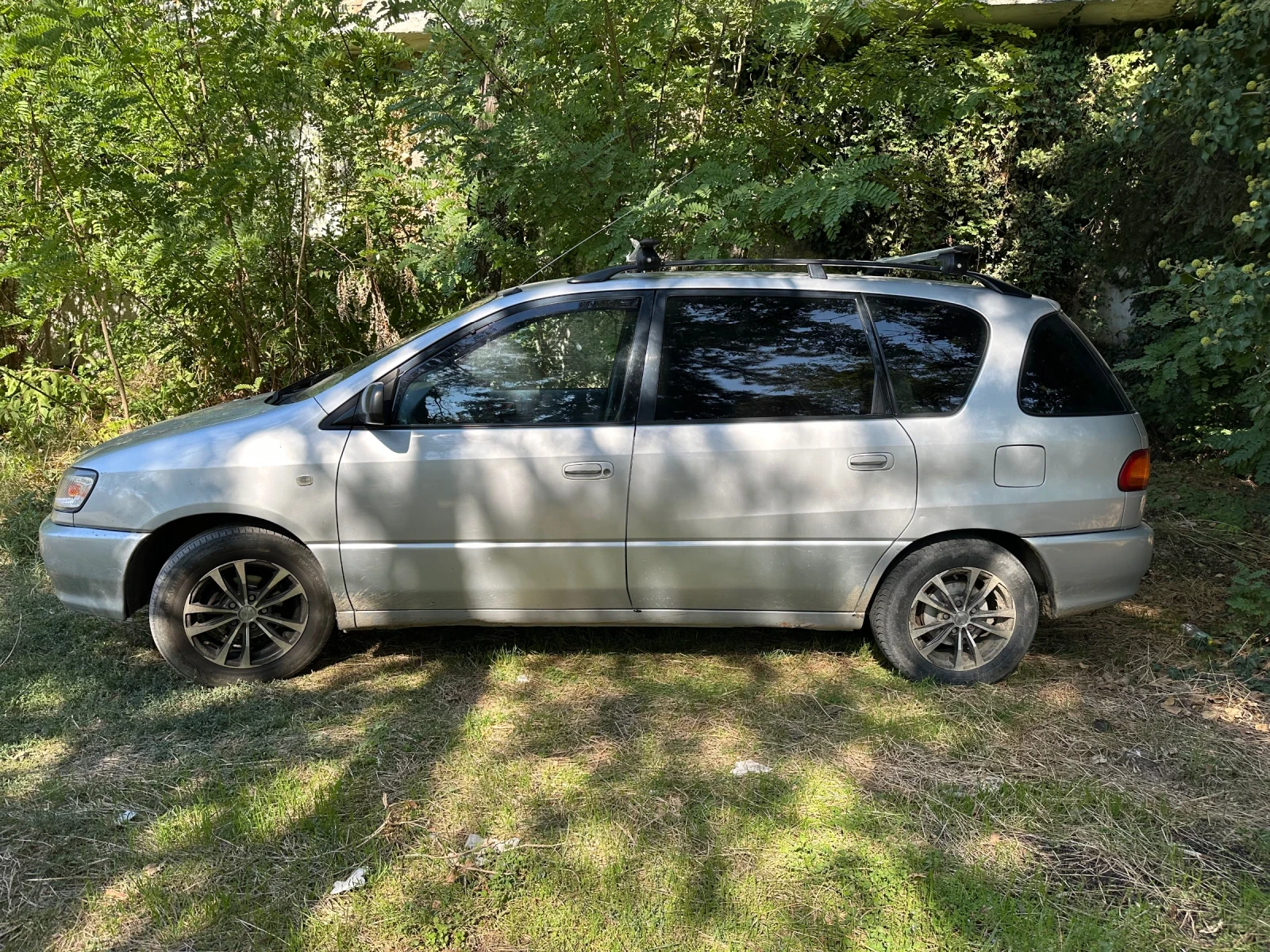 Toyota Picnic, снимка 2 - Автомобили и джипове - 56157250
