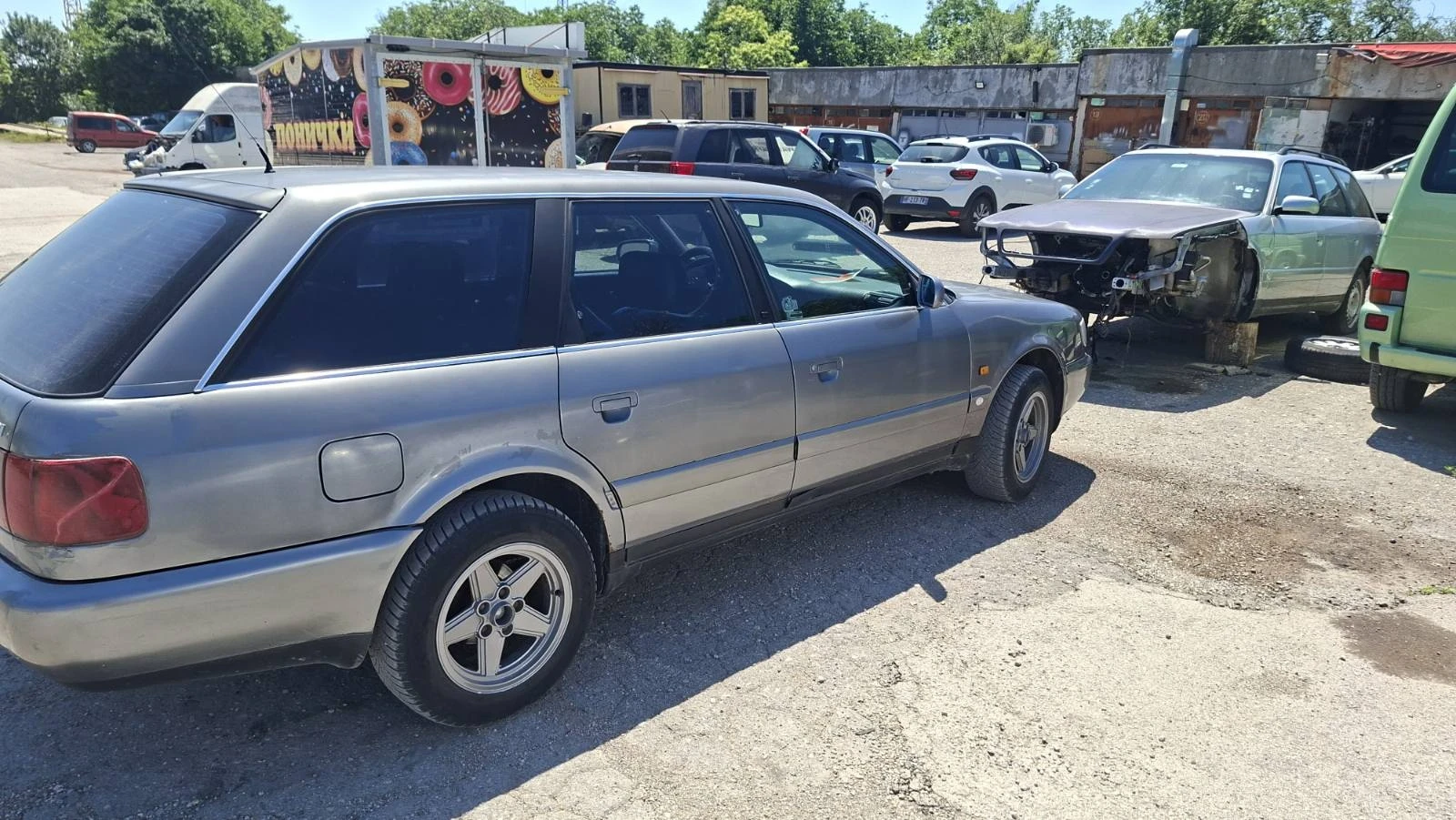 Audi A6 2.5 TDI 6 скорости, снимка 3 - Автомобили и джипове - 56347980