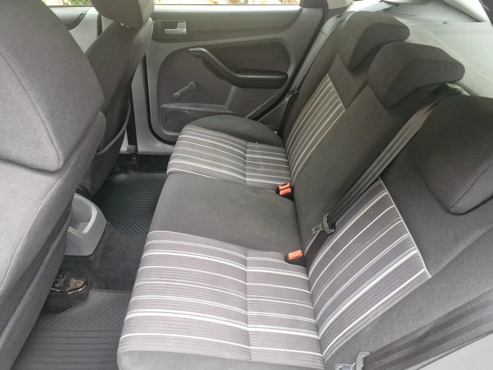 Ford Focus, снимка 11 - Автомобили и джипове - 56717350