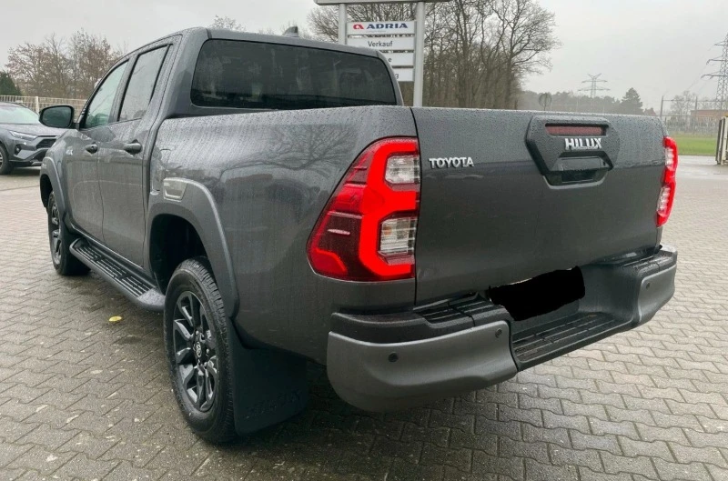 Toyota Hilux 2.8 4X4 Double Cab*INVINCIBLE*JBL*LED*ГАРАНЦИЯ, снимка 5 - Автомобили и джипове - 47451606