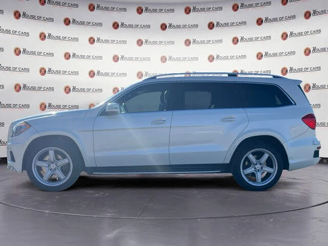 Mercedes-Benz GL 550 4MATIC* AвтоКредит * (ЦЕНА ДО БГ), снимка 2 - Автомобили и джипове - 54021305