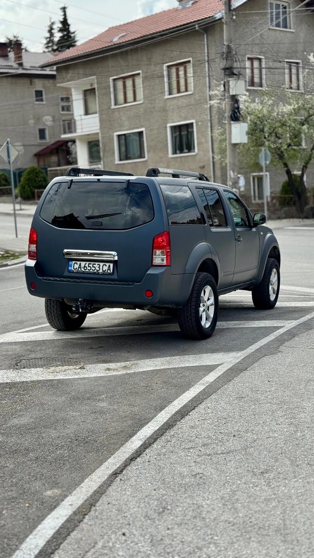 Nissan Pathfinder 2.5 DTI - изображение 2