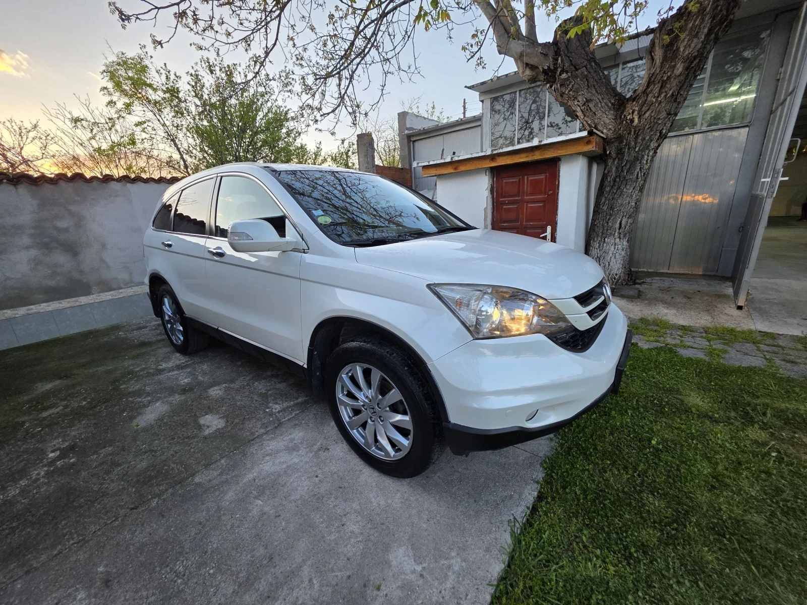 Honda Cr-v 4x4/150hp/Facelift/Реален пробег, снимка 3 - Автомобили и джипове - 54296637