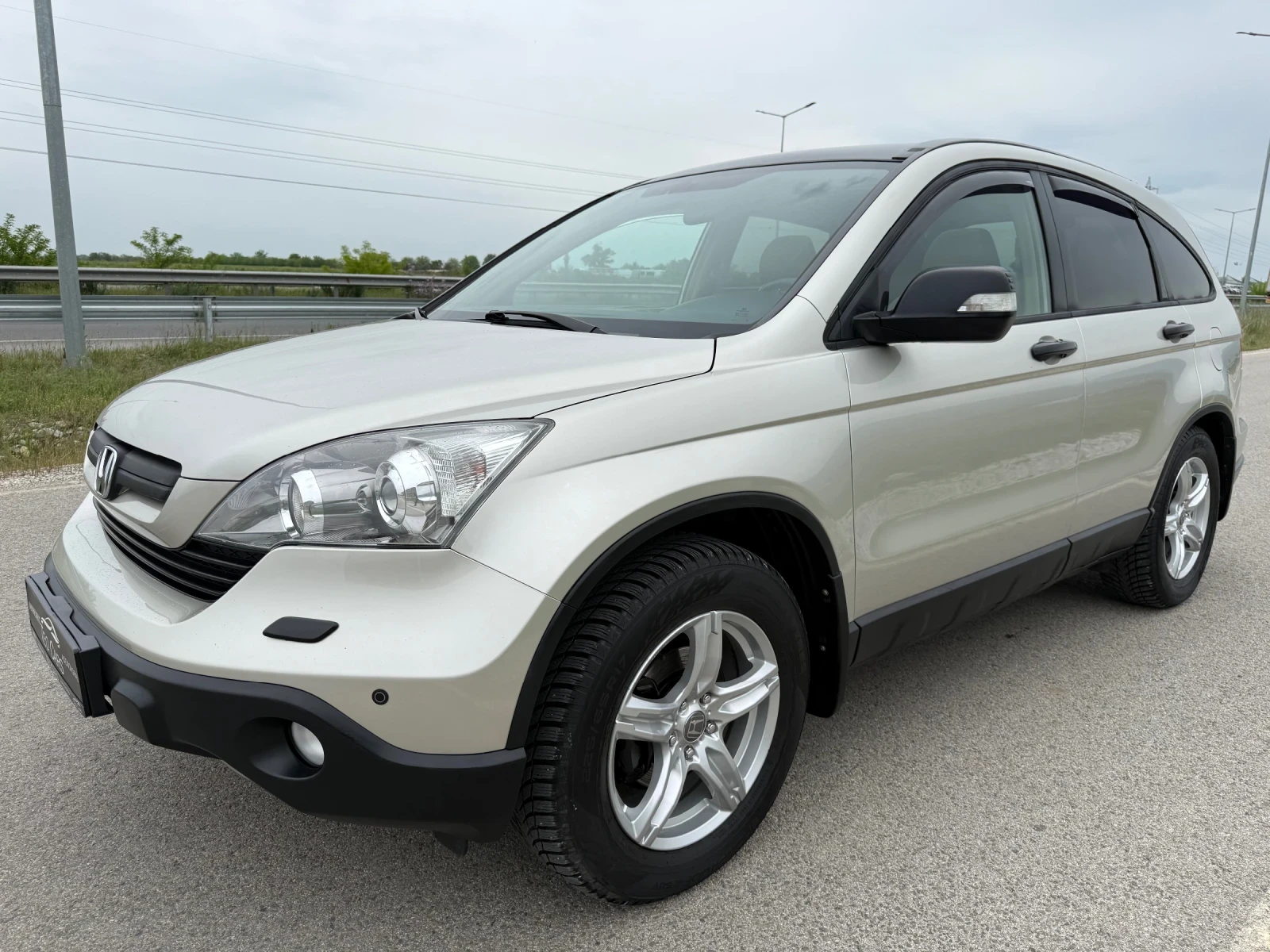 Honda Cr-v 2.0 i-VTEC / EXECUTIVE / KOJA / NAVI / 165 000km !, снимка 3 - Автомобили и джипове - 54477302
