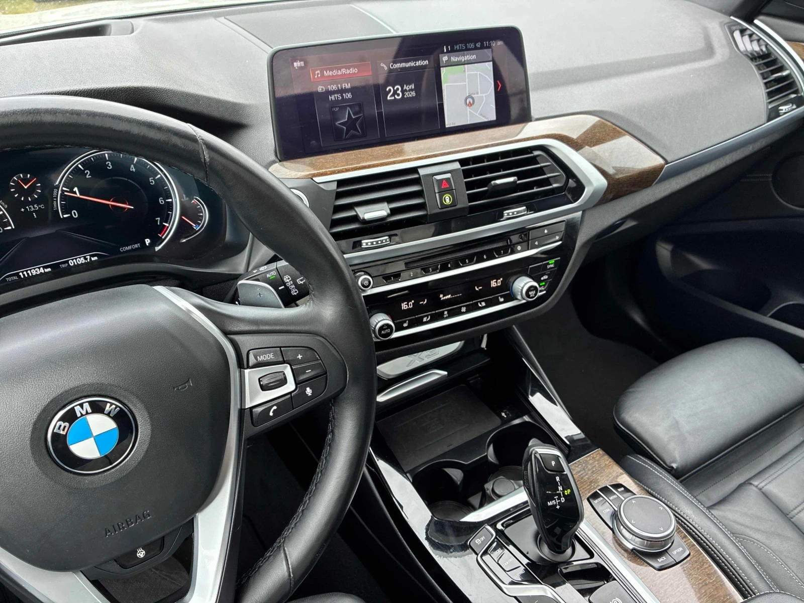 BMW X3 xDrive30i * ПОДГРЕВ * ПАНОРАМА * 360 * CARFAX, снимка 7 - Автомобили и джипове - 54644510