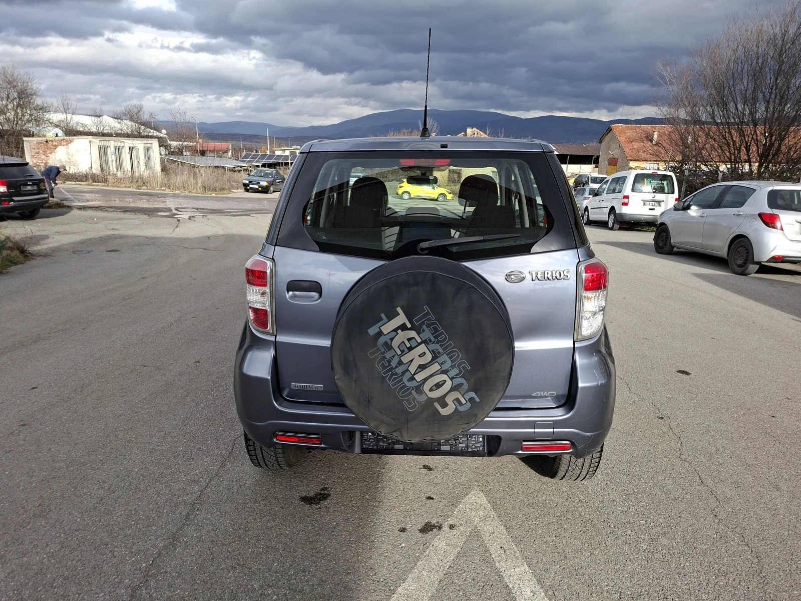 Daihatsu Terios 1.5 VVTI GAZ, снимка 6 - Автомобили и джипове - 55371415