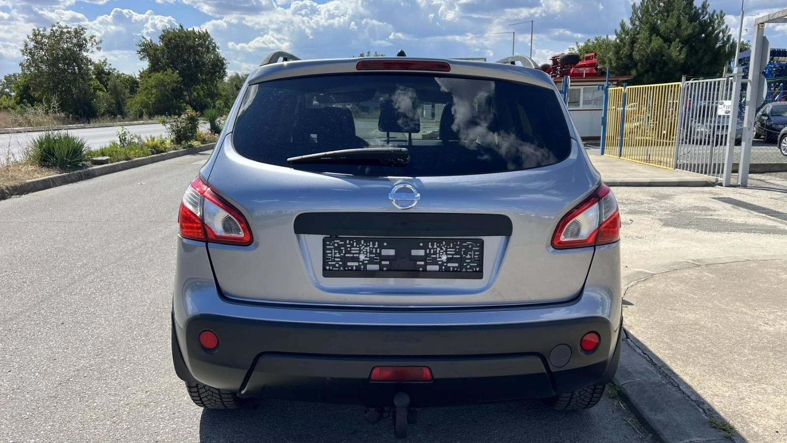 Nissan Qashqai 2.0DCI 4X4, снимка 4 - Автомобили и джипове - 55988853