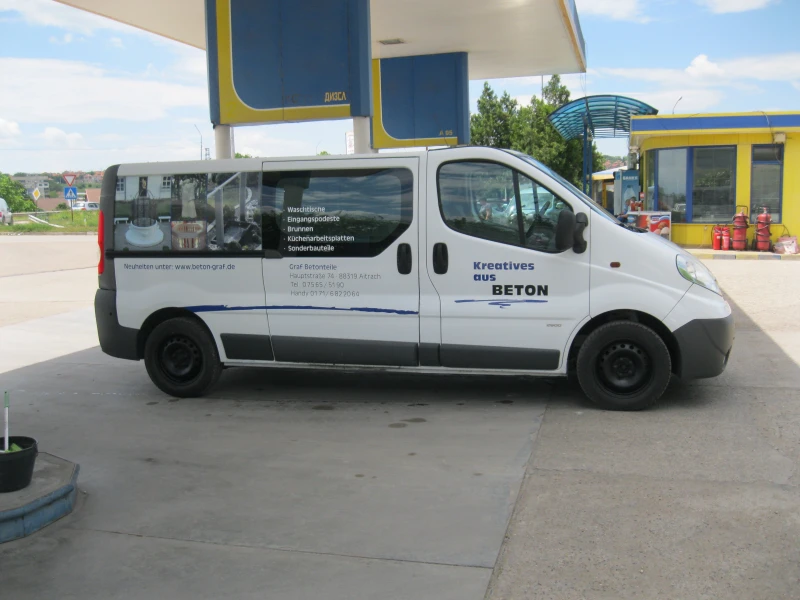 Opel Vivaro, снимка 4 - Бусове и автобуси - 50444760