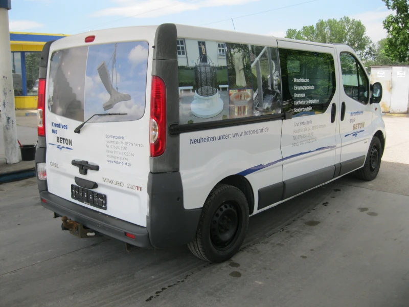 Opel Vivaro, снимка 5 - Бусове и автобуси - 50444760