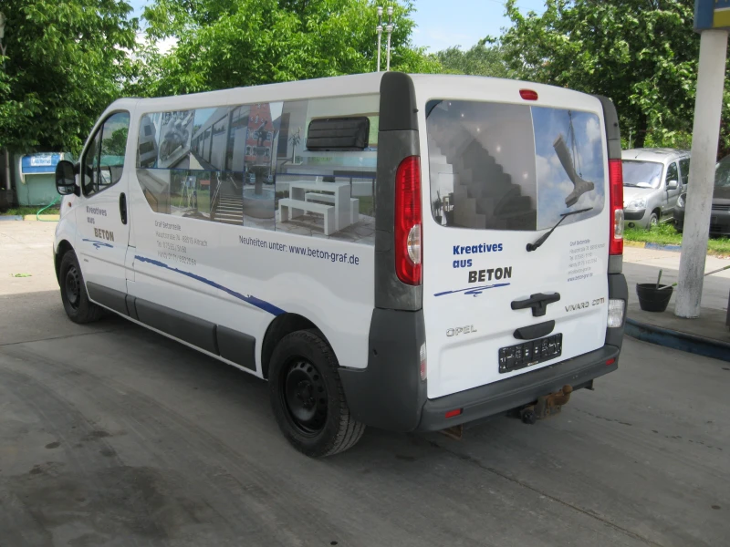 Opel Vivaro, снимка 7 - Бусове и автобуси - 50444760